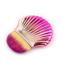 Load image into Gallery viewer, Shell Shape Makeup Brush